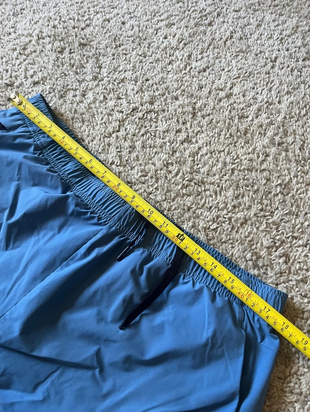 On Cloud Men's Essential Shorts XXL Blue Running Shorts